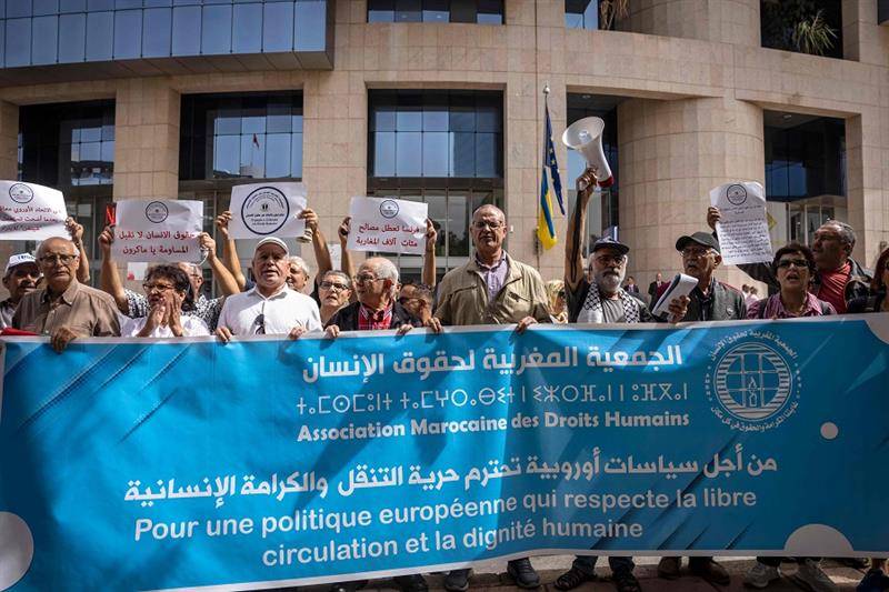 Moroccans protest France's 'racist' visa policies
