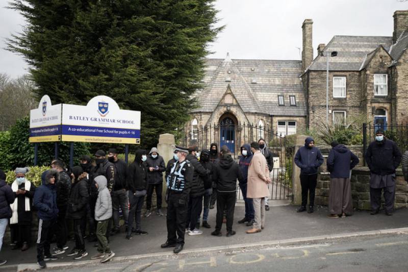 UK Muslim leaders urge ‘respect for Islam’ after school incident