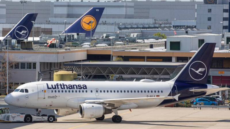 German carrier Lufthansa avoids another strike as pilots reach wage deal