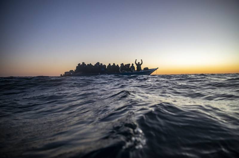 28 migrants wash up dead on Libyan coast
