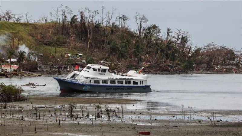 Death toll from Philippines typhoon climbs to 389