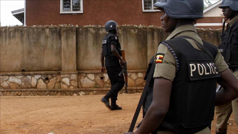 Ugandan police arrest 4 men suspected of killing lions