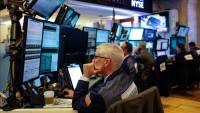 US stocks open lower despite economic growth, jobless decline