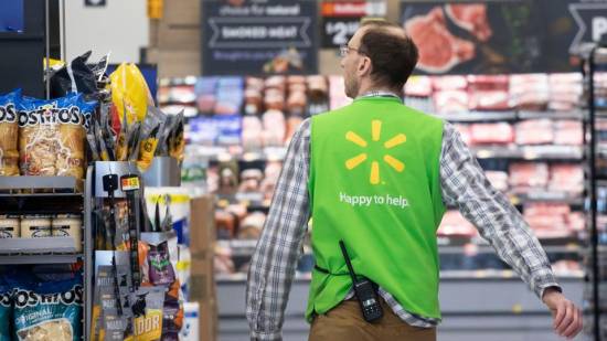 US inflation forces high income groups to shop at Walmart for food