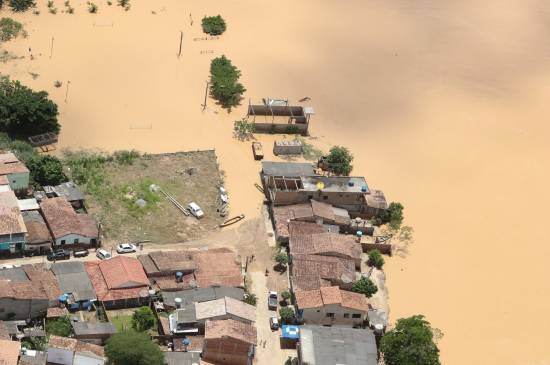 Heavy rains burst dam in Brazil&#039;s Bahia, prompt evacuations
