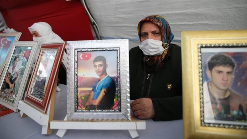 Turkey: Families urge PKK-abducted children to surrender