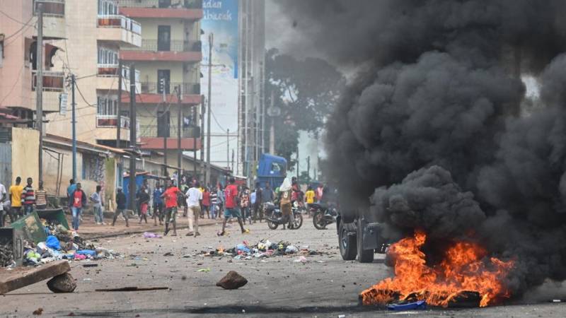 Fresh clashes erupt in Guinea despite ban on protests