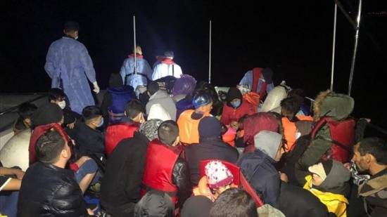 Turkish Coast Guard rescues irregular migrants after Greek pushback