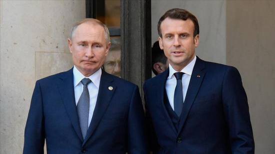 Russian, French presidents discuss migration crisis along Belarusian-Polish border