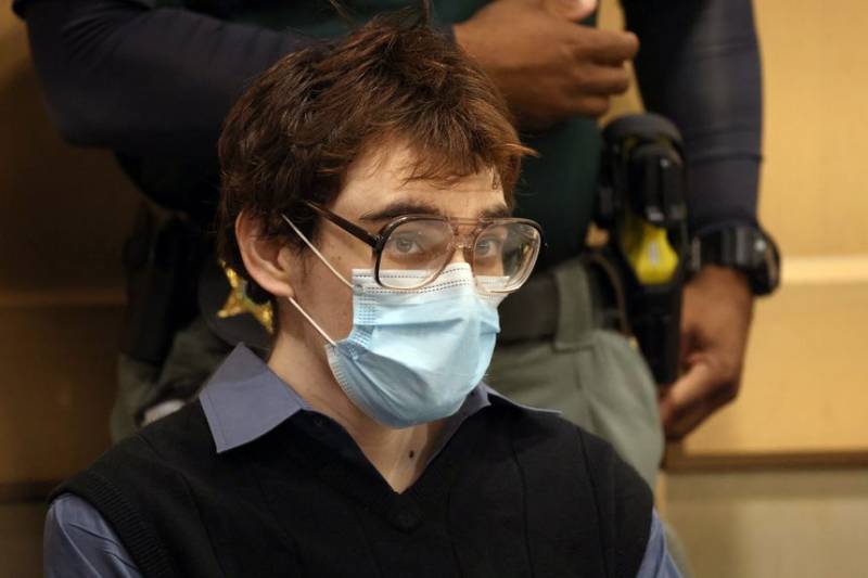 US high school mass shooter pleads guilty to killing 17 people in 2018