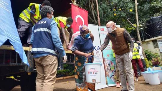 Africa: Turkey donates food to families in need