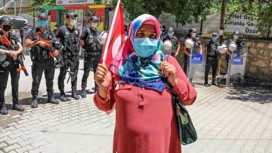 Mother reunited with daughter abducted by PKK gives hope to other Turkish families