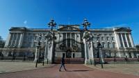 UK: Buckingham Palace to address claims of racism