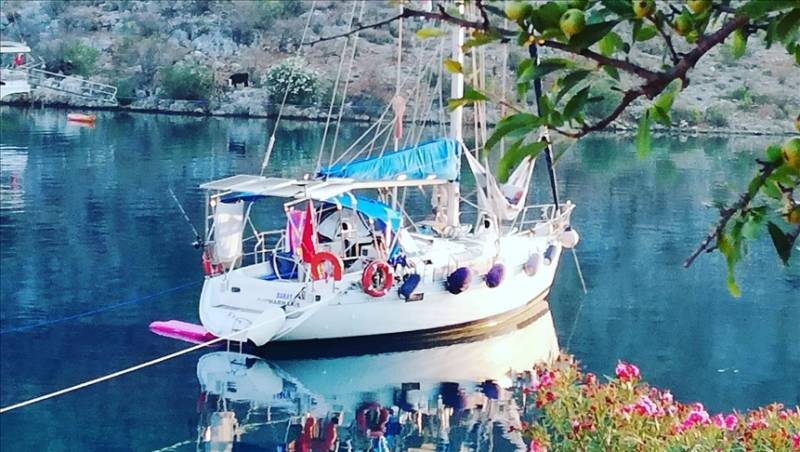 Turkish couple lives on boat for 6 years
