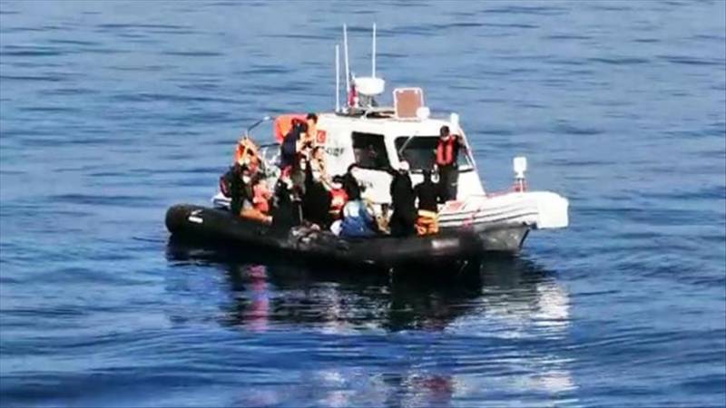 Asylum seekers rescued off coast of Mugla province after being pushed back by Greek coastal authorities