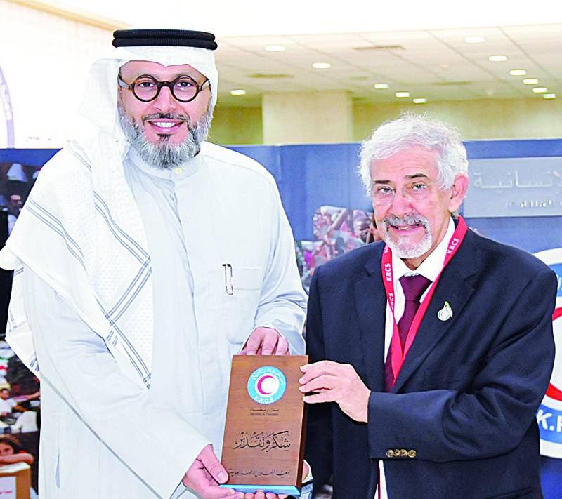 Boursa Kuwait becomes humanitarian partner of KRCS