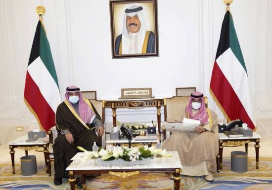Kuwait&#039;s Emir hails &#039;fair and righteous&#039; Sheikh Khalifa