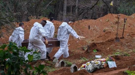 Brazil hits 500,000 COVID-19 deaths amid nationwide protests