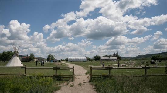 Canada Indigenous tribe looking for more unmarked graves at old residential school