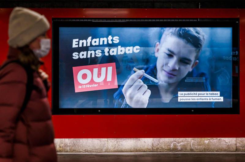 Switzerland to ban all tobacco-linked advertisements
