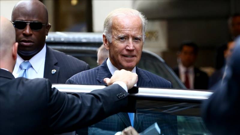 Biden gets booster shot of Pfizer/BioNTech vaccine on live television