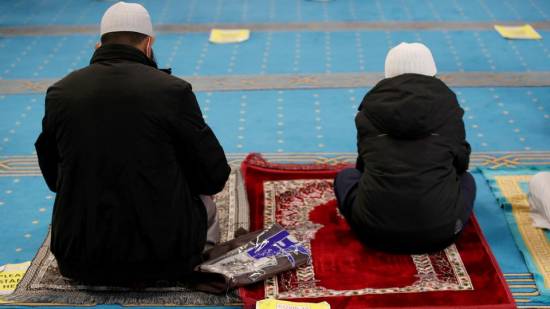 UK upper, middle classes &#039;more likely&#039; to be Islamophobic