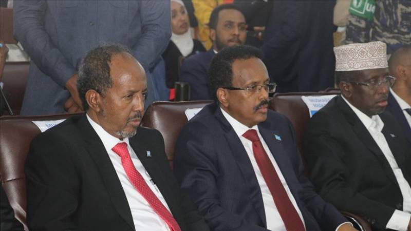 Incoming Somali president meets with predecessor for 1st time since election