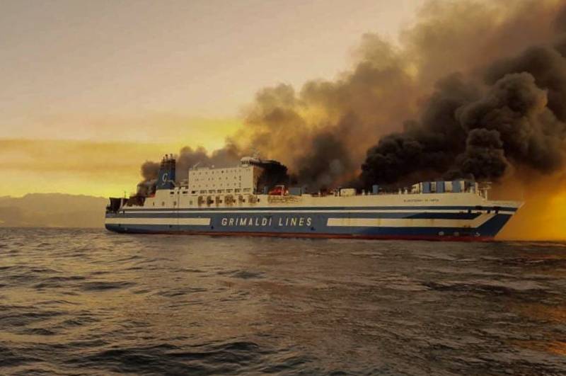 24 Turks rescued from burning ferry off Greek coast