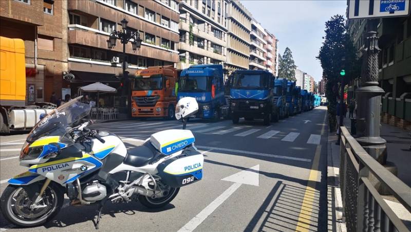 Truckers&#039; strike disrupts traffic, supply chains in Spain