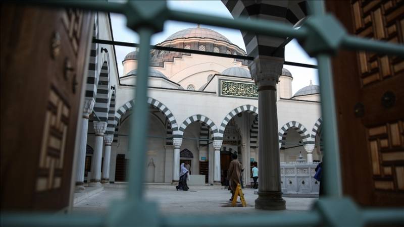 Number of mosques continues to grow in US: report