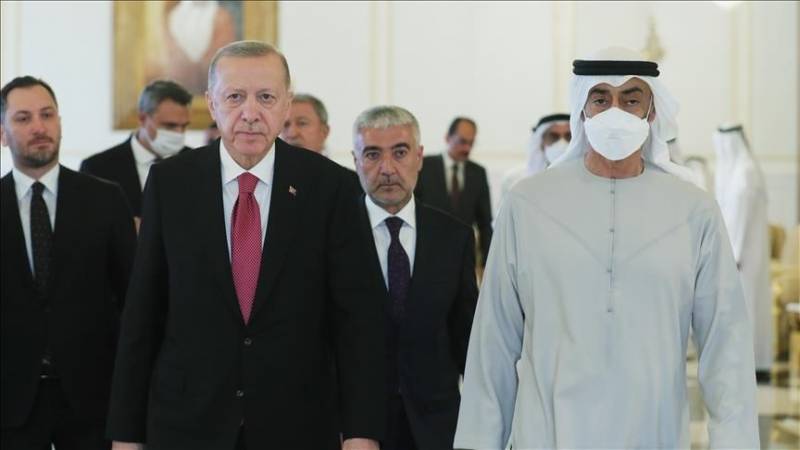 Turkish president pays condolences visit to Abu Dhabi