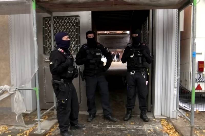 Turkey condemns police raid on Berlin mosque