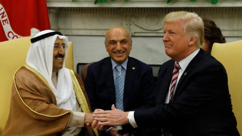 Trump awards Kuwaiti emir &#039;prestigious&#039; decoration, White House says