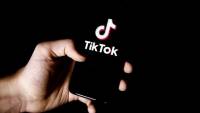 US to ban TikTok, WeChat from US app stores Sunday