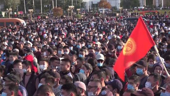 Kyrgyz police disperse Bishkek post-vote protest with force