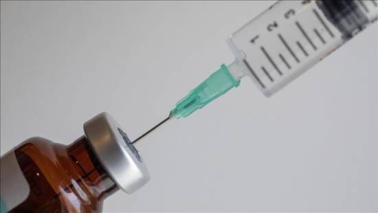 France mulls &#039;vaccine passport&#039; ahead of jab