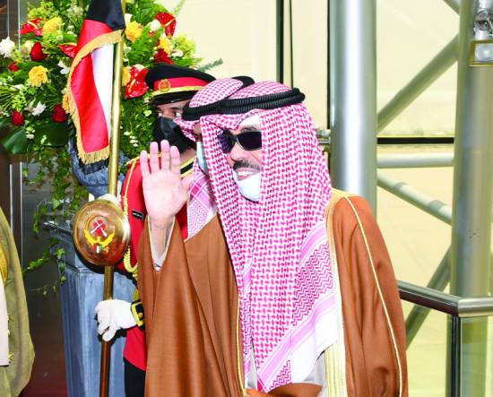 Kuwait’s Amir departs to Germany on private visit