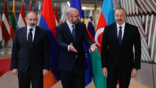 Armenia, Azerbaijan leaders discuss ‘peace treaty’ over Nagorno-Karabakh