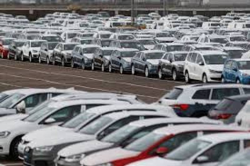 Europe, Britain&#039;s carmakers warn of 110 billion euro hard Brexit bill