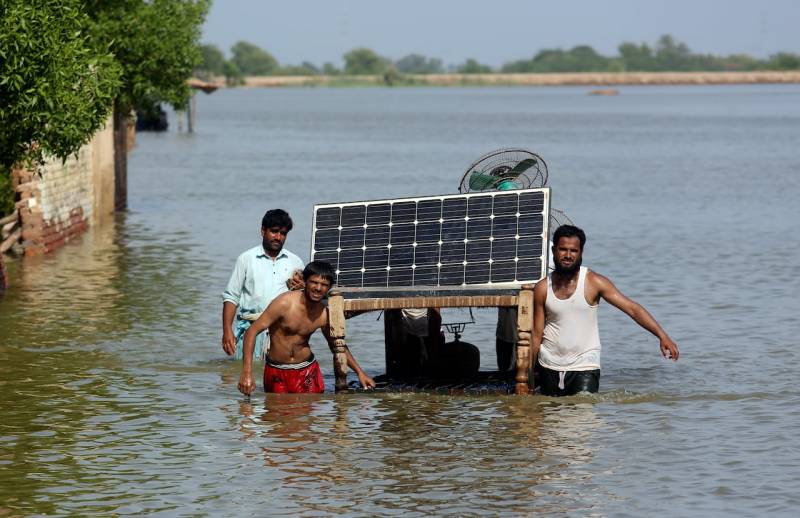 Millions in flood-hit Pakistan await aid as health crisis unfolds