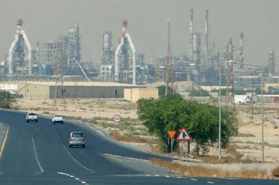 Kuwait State Oil Firm Says There’s $30 War Premium on Oil Prices