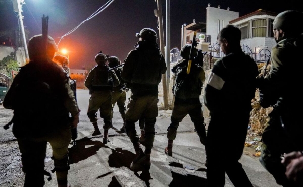 Zionist Forces arrests 3 young men from Ramallah
