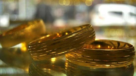 Gold hits 8-month high as investors rush to safe haven amid Russia-Ukraine crisis