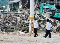 Indonesia&#039;s president promises to rebuild city hit by earthquake as death toll reaches 90