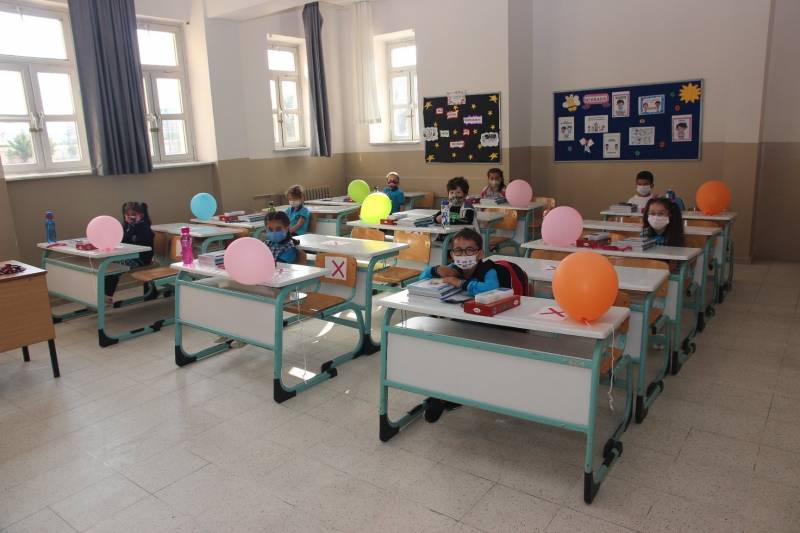Turkey plans to reopen schools on Sep. 6: Education minister