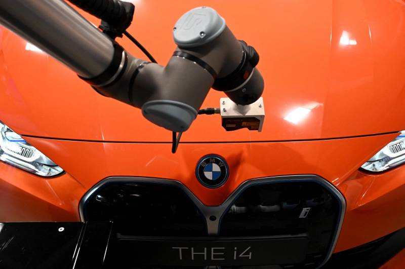 BMW seeks new ways to minimize natural gas dependence